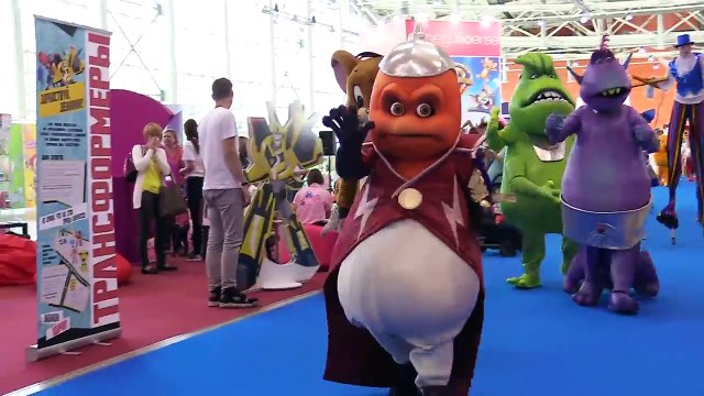 Смешарики, Маша и медведь, Барбоскины и другие - парад кукол из мультфильмов и лучшие подружки!