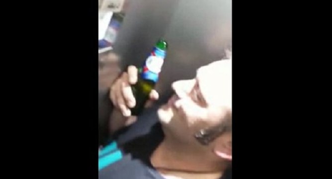 Deux supporters allemands découvrent un ascenseur parisien surprenant