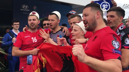 Les supporters albanais enflamment le Prado