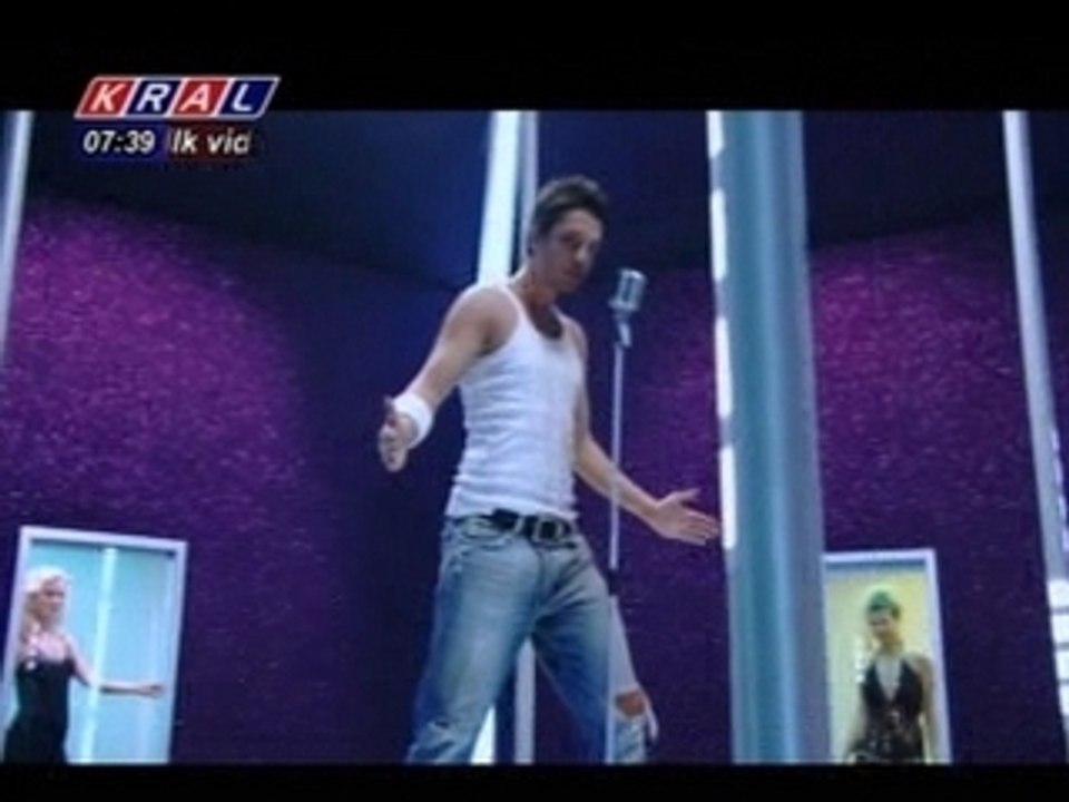 Murat Boz - Aski Bulamam Ben by Aluxton