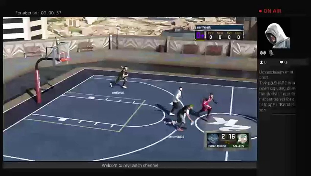 Gameplaying nba 2k16 (3)