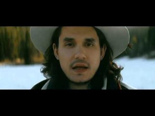 SHOWBIZ NE HOLLYWOOD TE REJAT ME TE FUNDIT NGA BOTA E ZHURMSHME E YJEVE LAJM