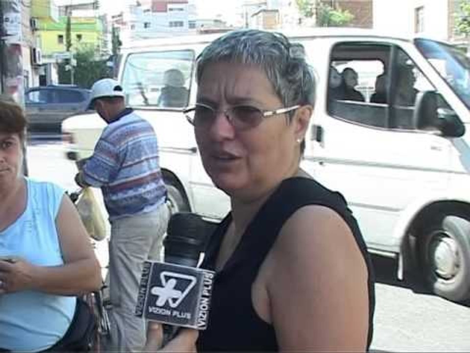 TIRANA NE KAOS TRAFIKUT I MUNGON SINJALISTIKA,SEMAFORET E POLICET LAJM