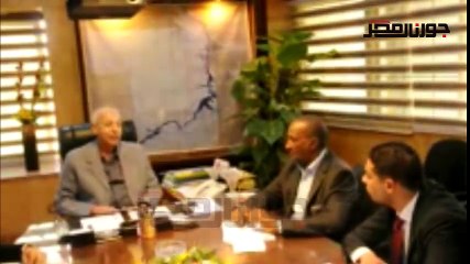 محافظ اسوان يلتقي مع وفد من هيئة الاستثمار