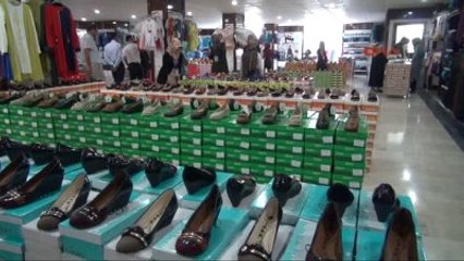 Şanlıurfa'da 20 Bin Yetim Çocuğa Bayramlık Kıyafet