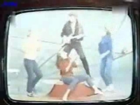 Johnny Hallyday 6 versions de laisse les filles