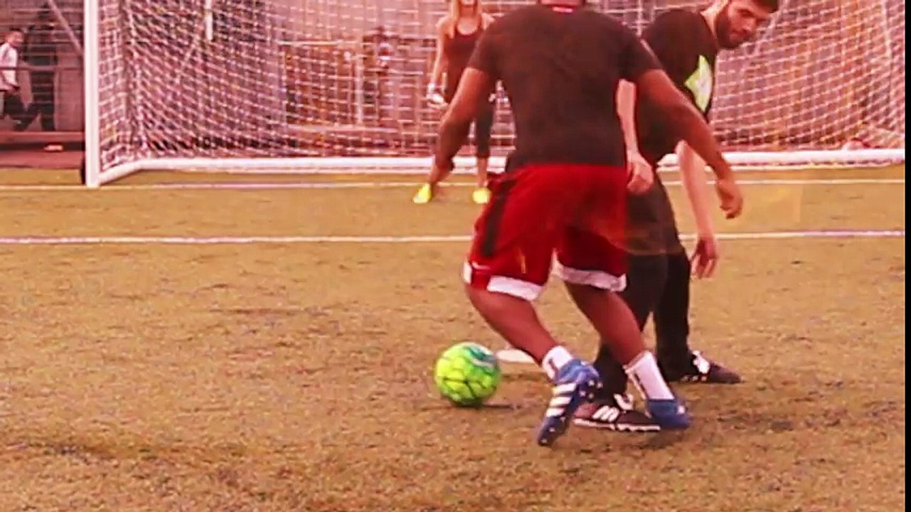 1 ON 1 SKILL FOOTBALL CHALLENGE! (1)