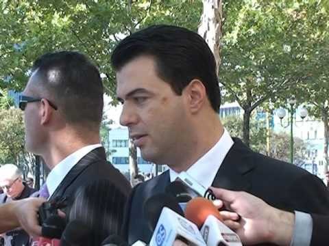 NDERTIMI I XHAMISE MERR JETE NDERTIMI I XHAMISE ME TE MADHE NE TIRANE LAJM