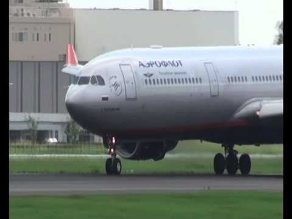 ALARM PER BOMBE AVIONI I AEROFLOT BEN ULJE TE DETYRUAR NE ISLANDE LAJM