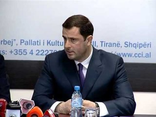 BASHA ME BIZNESIN 400 VENDE PUNE PER STUDENTE TE SAPODIPLOMUAR LAJM