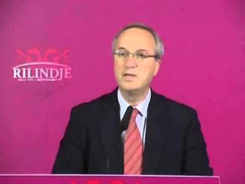SOCIALISTET PER FIERIN SALI BERISHA MBAN PENG ÇESHTJEN E KRYETARIT TE QARKUT LAJM