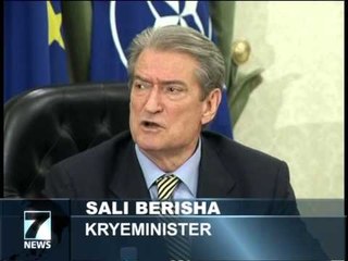BERISHA NE QEVERI RESPEKTONI FLAMUJT E PARTIVE,NDALONI DHUNEN LAJM