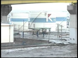 TERMET DHE TSUNAMI JAPONI GODITET NGA LEKUNDJE TE FORTA SIZMIKE LAJM