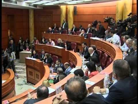 MBLEDHJA E FUNDIT KESHILLI BASHKIAK MIRATON SOT BUXHETIN PER 2012 LAJM