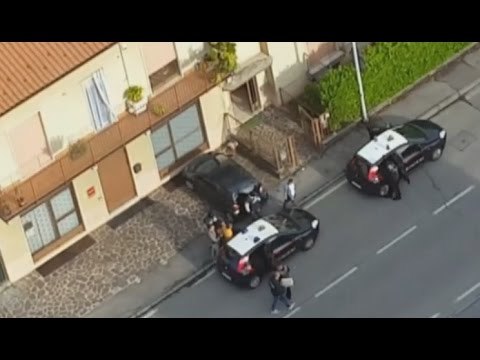 Curno (BG) - Vuoi una pizza o una birra? , invece era cocaina: arrestati 3 fratelli (15.06.16)