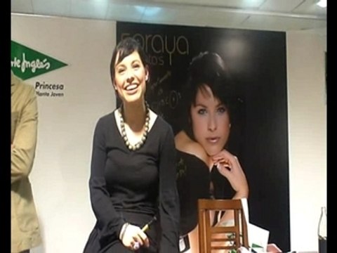 Soraya Arnelas Firma de discos C.Inglés Princesa-Madrid