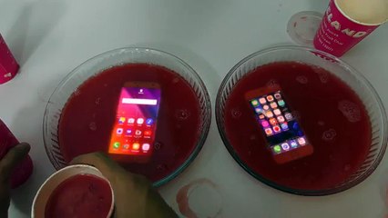 Samsung Galaxy S7 Edge vs iPhone 6S Watermelon Juice Freeze Test 9 Hours! Will They Survive?