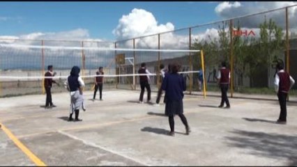 Öğretmen ve Öğrenciler, Okullarını Yeniledi