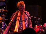 Xavier Rudd - Up in Flames (Lap Jam) (1) 07-23-07 The Vogue Indianapolis, IN