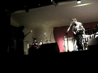 Perro Cobarde - Muerte Cerebral (En Vivo Aniversario de El Quisco 15-08-2009)