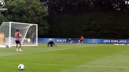but de Gareth Bale en retourné à l'entraînement