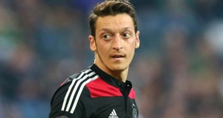 Alman Teknik Adam Vogts, Mesut Özil'e Sahip Çıktı