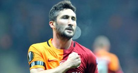 Sabri, Galatasaray'da İndirim Yaparak 1 Yıl Daha Kalacak