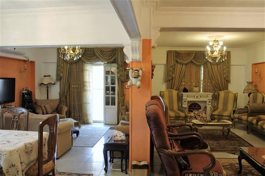 شقة 225 متر بالهضبة العليا بالمقطم