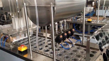 máy chiết rót và dán màng ly thạch tự động, máy chiết và đóng nắp ly rồng đỏ tự động