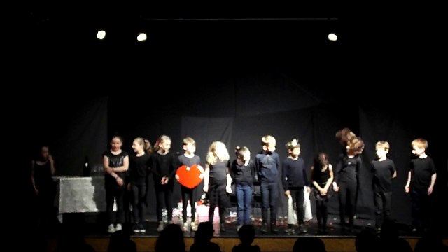 Vidéos Théâtre Familles Rurales 2016