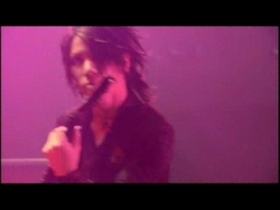 The GazettE - Hyena