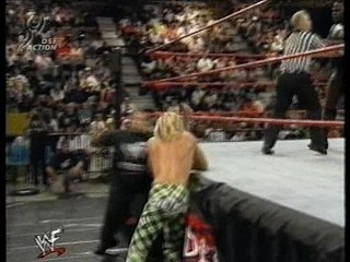 MARK HENRY vs. JEFF HARDY