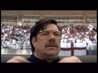 “Mike Bassett, England Manager” de Steve Barron, 2001, extrait 4