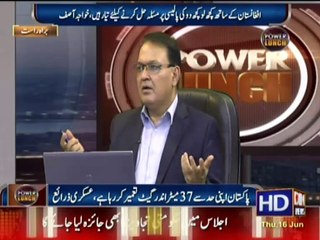 india ko bahtar btane per anchor ne guest ko khare khare suna di