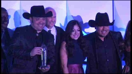 El grupo Intocable, premio Icono del Año