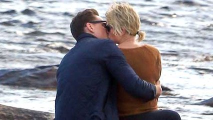 Taylor Swift  Tom Hiddleston DATING