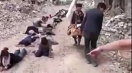 KAÇACAK DELİK BULAMAYAN PKK LI SÜRÜNGENLERİ ASKERİMİZ BÖYLE SÜRÜNDÜRDÜ
