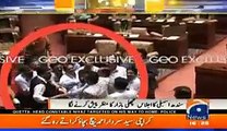 Sindh Assembly - PPP And MQM MPAs Get Physical During Proceedings