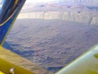 Survol cratère du Piton de la Fournaise