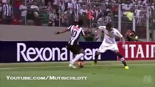 Ronaldinho New Incredible Skill HD - Atletico Mineiro v Botafogo ~ 28/08/2013 Brasileirão