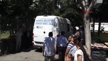 Kadıköy'deki Akıl Almaz Kazada Ölen Kadının Cenazesi Helallik İçin Evinin Önüne Getirildi