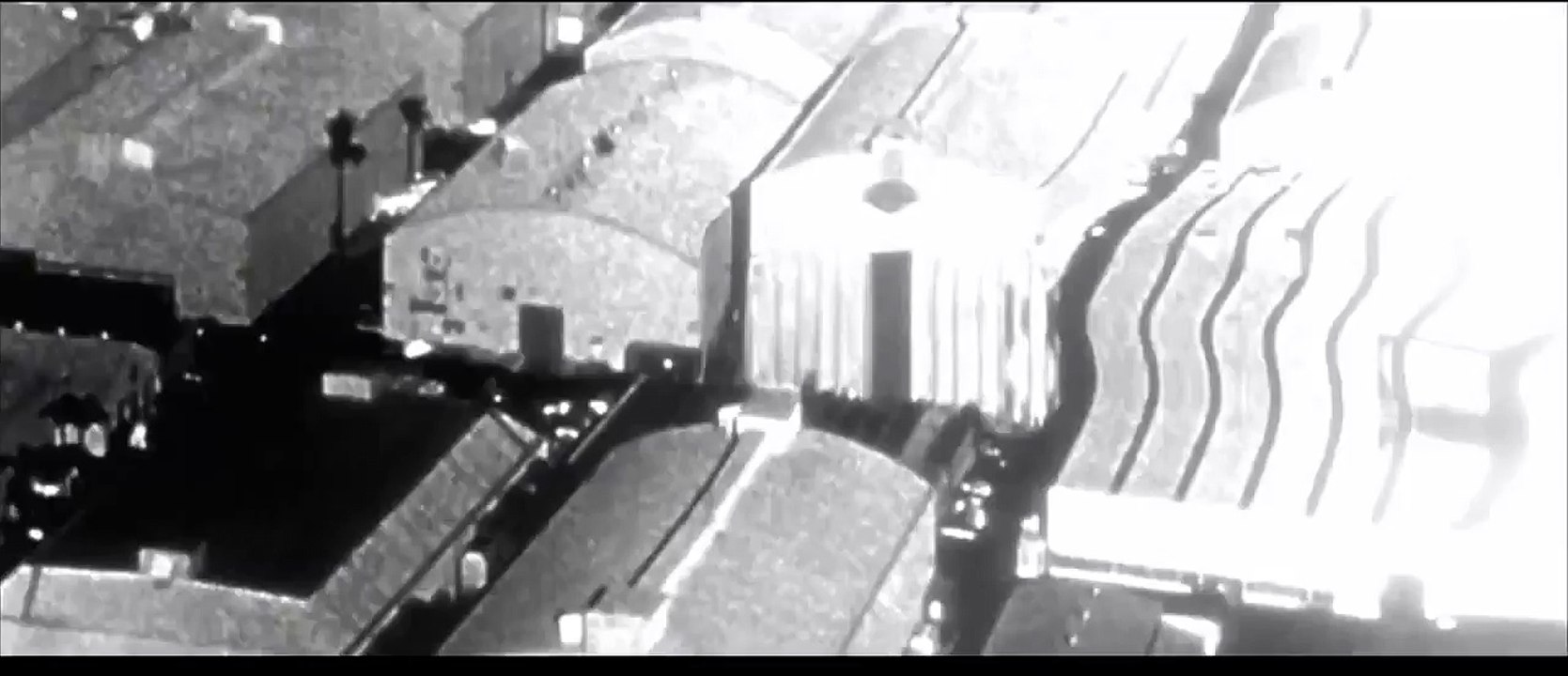 Warner Bros. Pictures / DC Comics [2005] [Batman Begins Variant] [HD]