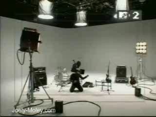 Good Charlotte - I Just Wanna Live Making Of Part 2/3