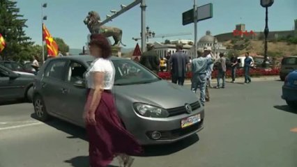 Üsküp?te Muhalefet Üç Büyük Köprüyü Kapatarak Protesto Düzenledi