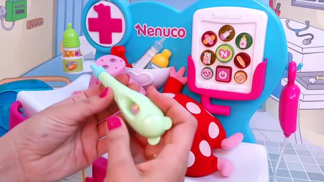 Đồ chơi trẻ em. con lợn peppa pig khám bệnh uông thuốc em bé