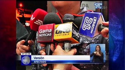 Robaron, escaparon y se estrellaron