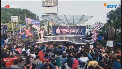 Zaskia Gotik - Tarik Selimut (Live on Inbox)