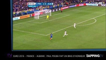 Paul Pogba fait un bras d'honneur
