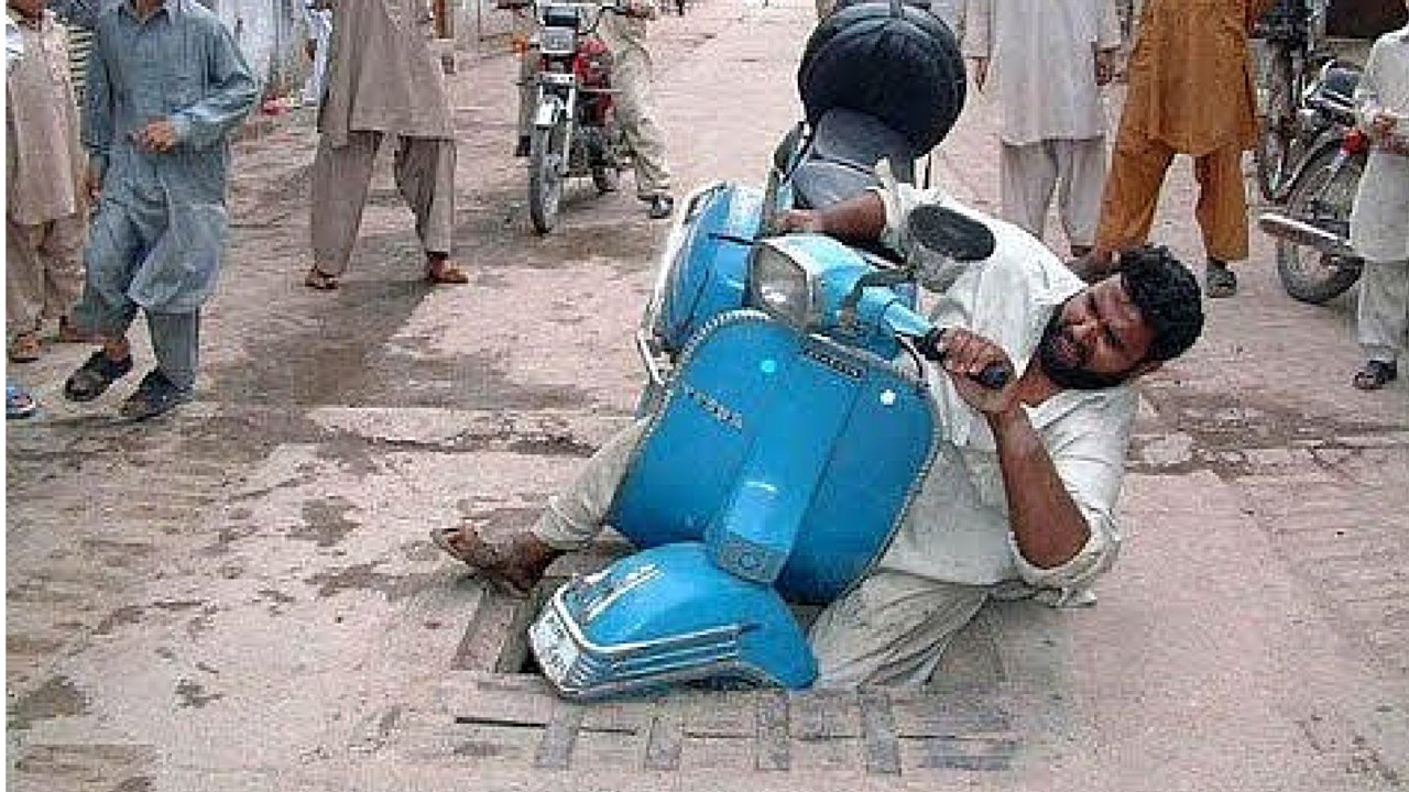FUNNIEST Indian Fail _ Desi Epic Fails Video Compilation || Whatsapp Funny Videos
