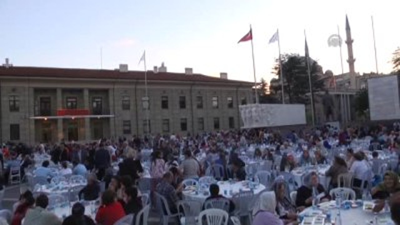 Kültür ve Turizm Bakanı Avcı'nın İftar Programı